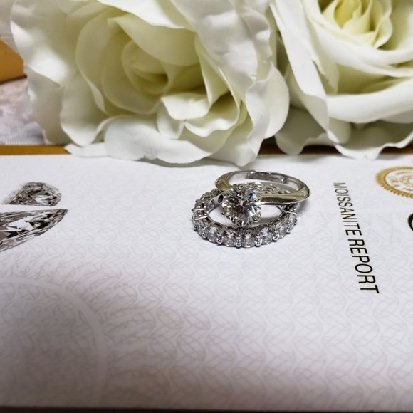 2 Carat Moissanite Wedding Rings Set With 925 Sterling Silver Band, D, VVS1 - Picture 3 of 7